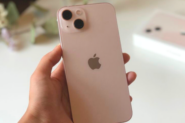 Which iPhone Is the Best Overall in 2026? Performance vs Price Breakdown