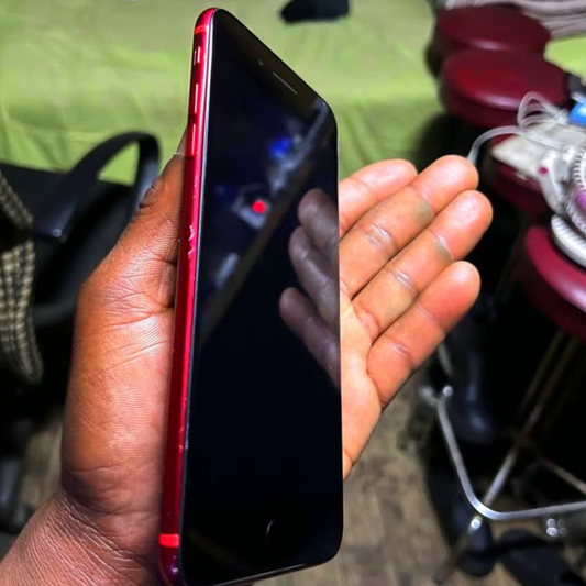 Common Mistakes People Make When Buying Second-Hand iPhones — And How to Avoid Them