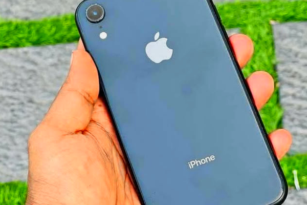 Is Apple Pre-Owned Worth It? Apple vs Independent Sellers in South Africa